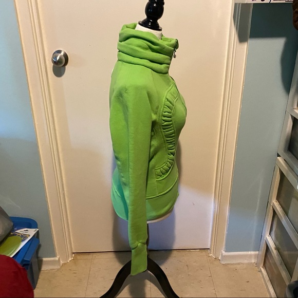 LULULEMON LIME GREEN CUDDLE UP JACKET - Picture 2 of 9